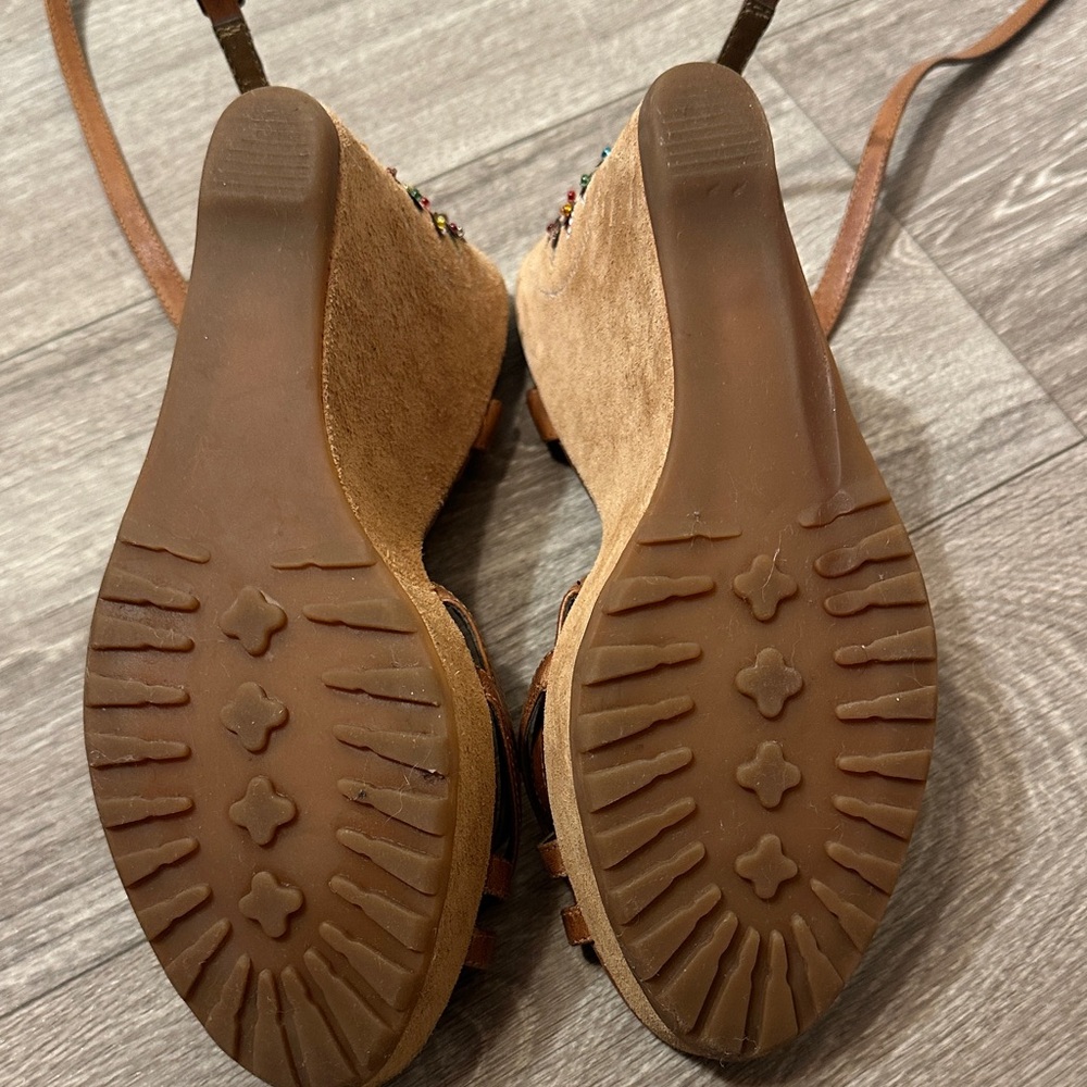 Guess Women's Ilene Wedge Sandals with Colorful Embellishments - Picture 10 of 14